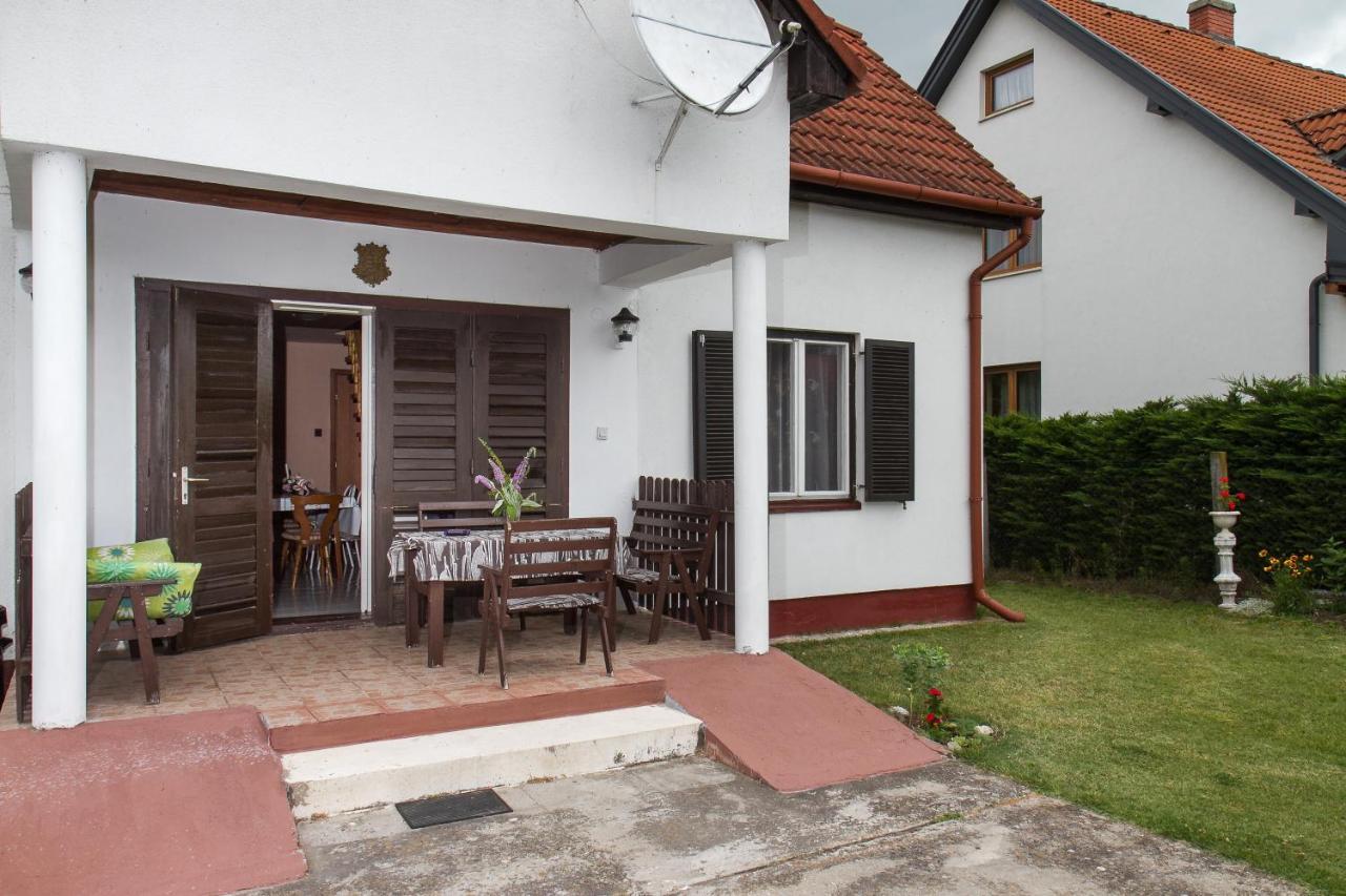 Villa Familia Nyaralo 117 Balatonmáriafürdő Exterior foto
